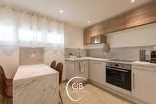 Sonnaz – Maison 220 m², DPE B et appartement en rez-de-jardin