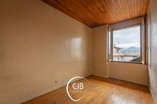 Cruet – Maison de vigneron 105 m² avec 135 m² de dépendances