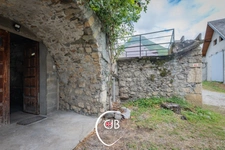 Cruet – Maison de vigneron 105 m² avec 135 m² de dépendances
