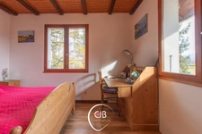    Maison aux Marches limite Myans, 4 chambres, piscine et grand terrain possible