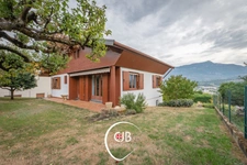La Motte-Servolex – Maison évolutive avec 660 m² de terrain arboré et vue exceptionnelle