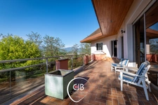 Saint-Alban-Leysse house with swimming pool, superb view and 2965 m² of land
