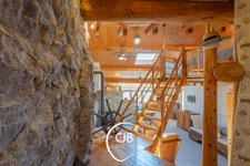 Bâtisse savoyarde rénovée 172 m² – Confort et authenticité – Maurienne