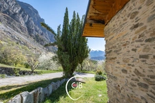 Bâtisse savoyarde rénovée 172 m² – Confort et authenticité – Maurienne