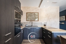 Sonnaz – Maison 220 m², DPE B et appartement en rez-de-jardin