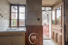 Cruet – Maison 62 m² avec atelier, jardin et combles aménageables
