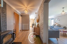     Randens Val d’Arc – Maison rénovée 218 m² avec fort potentiel