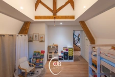     La Rochette : appartement de 111,5 m² Carrez aux superbes volumes