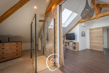 Sonnaz – Maison 220 m², DPE B et appartement en rez-de-jardin