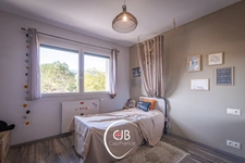Sonnaz – Maison 220 m², DPE B et appartement en rez-de-jardin