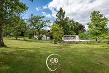     Maison aux Marches limite Myans, 4 chambres, piscine et grand terrain possible