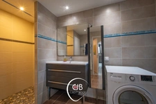 Cruet – Maison de village 95 m² avec grange et terrain de 1134 m²