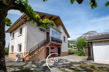 Saint-Alban-Leysse – Maison avec 2 logements et fort potentiel locatif