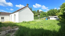 A vendre Plain pied 2 chambres Jardin et Dépendance GALLARDON (28)