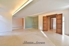 Maison de maître du XIXᵉ siècle à Villeneuve-sur-Lot – 460 m² – Parc de 8 300 m² – Piscine – Centre-ville à pied