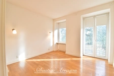 Elegant 19th-Century Manor House – 460 sqm – 8,300 sqm Park – Swimming Pool – Walking Distance to Town
