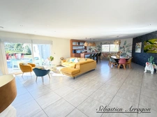 Villa d’architecte contemporaine à 10 minutes d’Agen – Calme, volumes et prestations haut de gamme (47)
