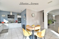  VILLA AUX ACCENTS MÉDITERRANÉENS AVEC PISCINE & VUE PANORAMIQUE – AUX PORTES D’AGEN- SAINTE COLOMBE EN BRUILHOIS (47)