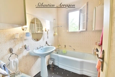 DAUSSE (47) - Maison familiale avec deux logements indépendants et plus de 5 700 m² de terrain 