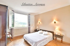 DAUSSE (47) - Maison familiale avec deux logements indépendants et plus de 5 700 m² de terrain 