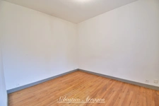 Maison rénovée 110 m² – 3 chambres – jardin 790 m² – quartier calme Villeneuve-sur-Lot (47)- coup de cœur assuré