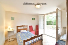 DAUSSE (47) - Maison familiale avec deux logements indépendants et plus de 5 700 m² de terrain 