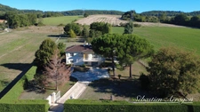 DAUSSE (47) - Maison familiale avec deux logements indépendants et plus de 5 700 m² de terrain 
