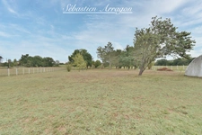 DAUSSE (47) - Maison familiale avec deux logements indépendants et plus de 5 700 m² de terrain 