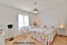 Villa contemporaine 250 m² – 5 chambres – 3 hectares – piscine 18 m – Villeneuve-sur-Lot (47)