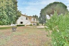 DAUSSE (47) - Maison familiale avec deux logements indépendants et plus de 5 700 m² de terrain 