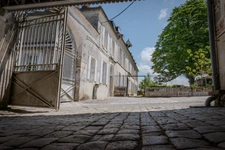 Propriété à vendre 18 pièces proche de COGNAC - Terrain de 3,2 Ha 