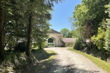Propriete à vendre 16 pièces proche de BARBEZIEUX SAINT HILAIRE (16) sur 8.5 ha