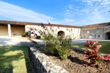Propriete à vendre 8 pièces COGNAC (16)