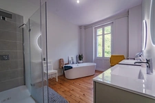 Dpt Charente (16), à vendre COGNAC maison P10 de 390 m² - terrain de 3000 m²   