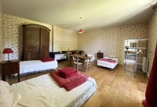 Propriete à vendre 16 pièces proche de BARBEZIEUX SAINT HILAIRE (16) sur 8.5 ha