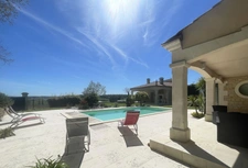 Villa d'architecte et gîte indépendant dans un parc paysager de plus de 4 000 m² SUD de COGNAC proche de BARBEZIEUX SAINT HILAIRE (16)