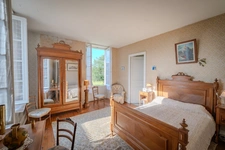 Propriété à vendre 18 pièces proche de COGNAC - Terrain de 3,2 Ha 