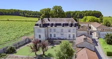 Propriété à vendre 18 pièces proche de COGNAC - Terrain de 3,2 Ha 
