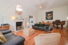 Dpt Charente (16), à vendre COGNAC maison P10 de 390 m² - terrain de 3000 m²   