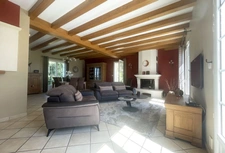 Villa d'architecte et gîte indépendant dans un parc paysager de plus de 4 000 m² SUD de COGNAC proche de BARBEZIEUX SAINT HILAIRE (16)