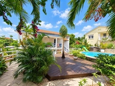 A vendre - Fort de France Quartier Didier -  Villa T6 avec jardin, terrasse, carbet et piscine