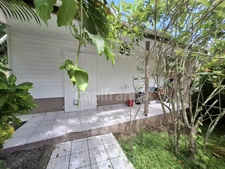 Rare à la vente - Immeuble de rapport aux Trois-îlets, entrée Pointe du bout – 7 logements – Terrain de 2337m² - parking et jardin