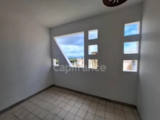 À vendre – Charmant studio - terrasse et parking – Schoelcher - Terreville