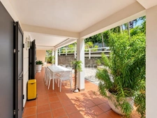 A vendre - Fort de France Quartier Didier -  Villa T6 avec jardin, terrasse, carbet et piscine