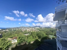 A Louer - Appartement de type 4 - Terrasse - Box - Parking - Vue mer - SCHOELCHER - Plateau Fofo