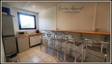 Local professionnel 11.20m² - Lamentin Place d'Armes  