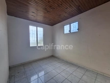 À Vendre – Maison Individuelle 4 pièces, de Plain-Pied à Fort-de-France, Quartier Dillon