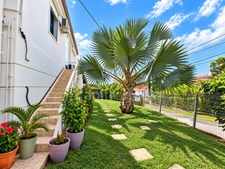 A vendre - Fort de France Quartier Didier -  Villa T6 avec jardin, terrasse, carbet et piscine