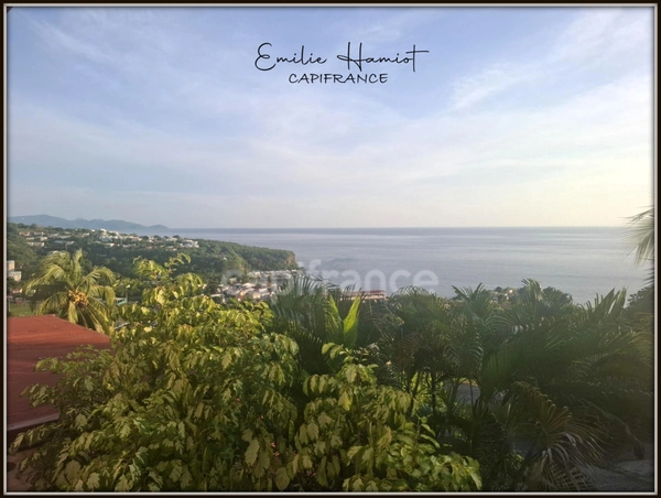 À VENDRE – Maison Duplex avec Vue Mer – Casse-Pilote, Quartier Les Hauts de Maniba