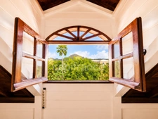 À VENDRE – Maison individuelle - Saint-Pierre – 7 pièces - 140 m² - Terrain de 692 m² - Vue mer et montagne Pelée 